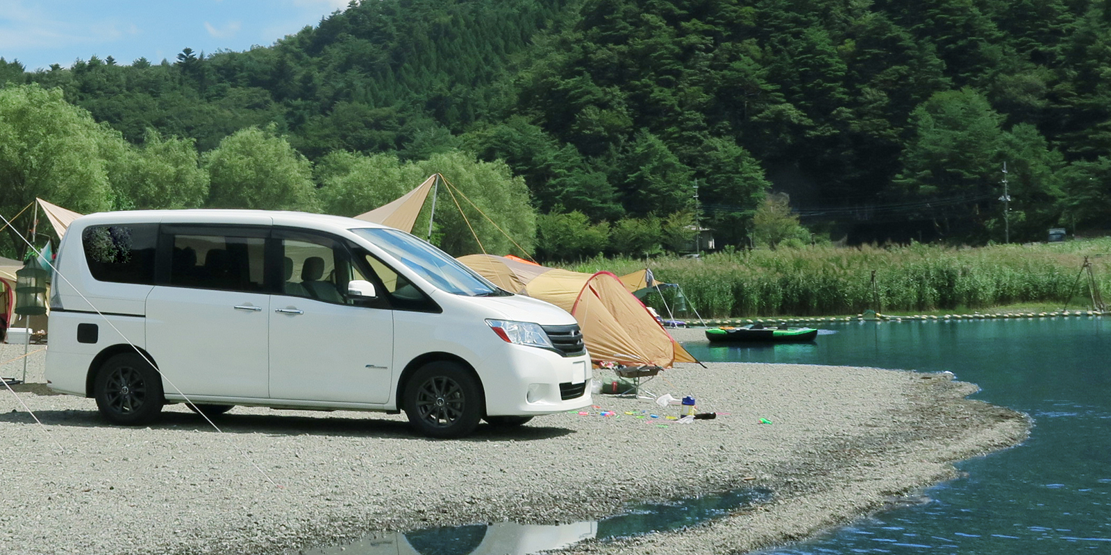 キャンプと車